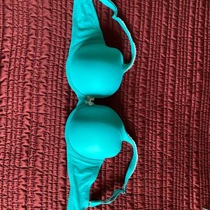 Like New VS Seafoam Green 36D